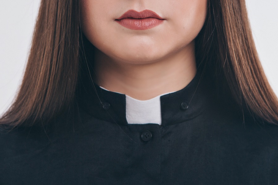 should-women-have-the-right-to-become-clergy